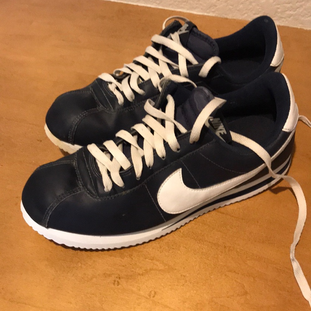 Negotiable Nike Cortez Size 8 Good condition
